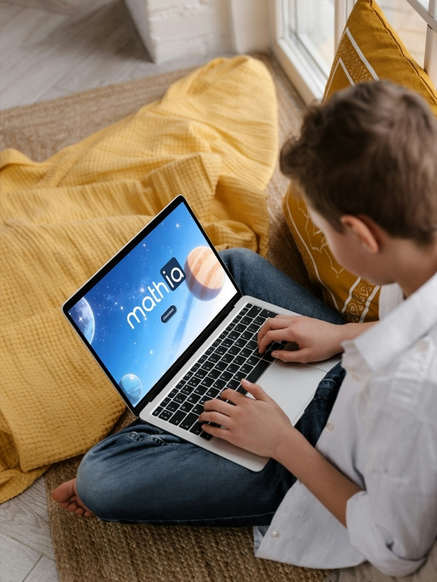 élève jouant à Mathia